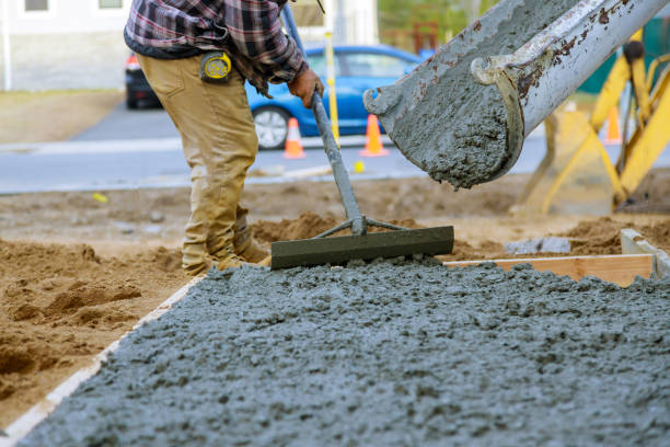 Best Concrete Driveway Installation in Benton, IL